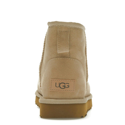 UGG Classic Mini II Boot Sand 1016222-SAN, arrière
