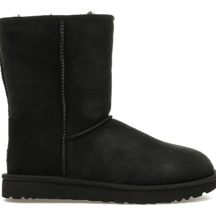 UGG Classic Short II Boot Black 1016223-BLK, vue principale