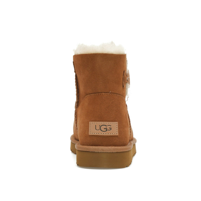 UGG Mini Bailey Button II Chestnut 1016422-CHE, arrière
