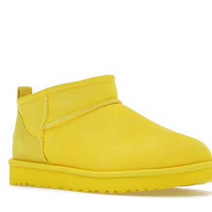 UGG Classic Ultra Mini Boot Canary 1116109-CAN, trois-quarts avant extérieur