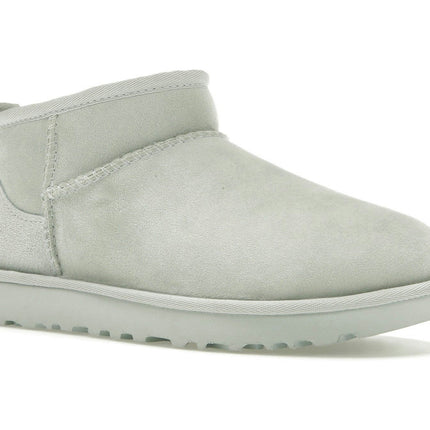 UGG Classic Ultra Mini Boot Goose 1116109-GOO, trois-quarts avant extérieur