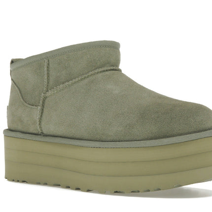 UGG Classic Ultra Mini Platform Boot Shaded Clover 1135092-SDC, trois-quarts avant extérieur