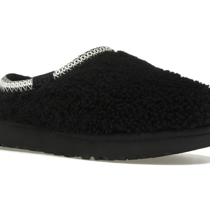 UGG Tasman Maxi Curly Slipper Black 1158356-BLK, trois-quarts avant extérieur