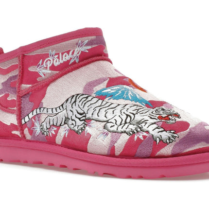 UGG Classic Ultra Mini Boot Palace Pink Camo 1172071-PKC, trois-quarts avant extérieur