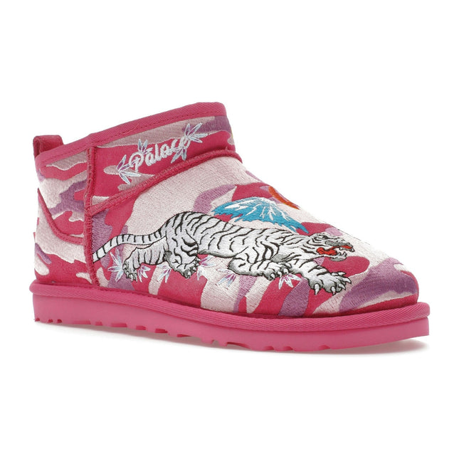 UGG Classic Ultra Mini Boot Palace Pink Camo 1172071-PKC, trois-quarts avant extérieur