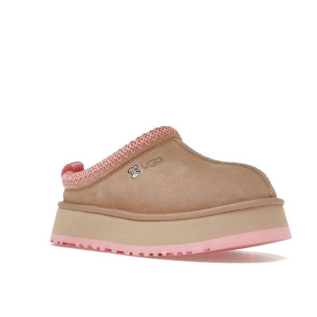 UGG Tazz Love '25 Slipper Arroyo Tropical Pink 1172130-AYT, trois-quarts avant extérieur