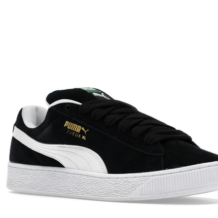 Puma Suede XL Black White 395205-02, trois-quarts avant extérieur