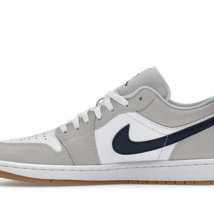 Air Jordan 1 Low Midnight Navy Neutral Grey 553558-146, profil intérieur