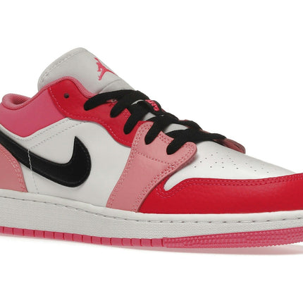 Air Jordan 1 Low Pink 553560-162, trois-quarts avant extérieur