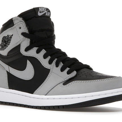 Air Jordan 1 Retro High Shadow 2.0 555088-035, trois-quarts avant extérieur