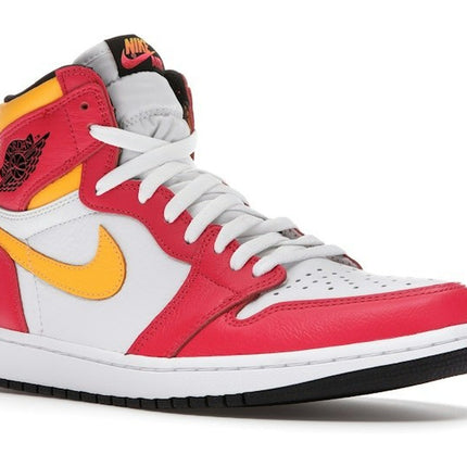 Air Jordan 1 Retro High OG Light Fusion Red 555088-603, trois-quarts avant extérieur