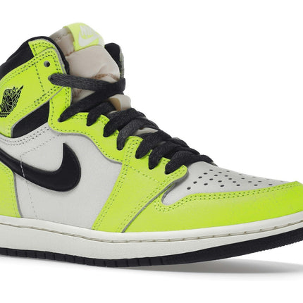 Air Jordan 1 High OG Visionaire 555088-702, trois-quarts avant extérieur