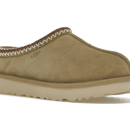 UGG Tasman Slipper Antilope 5955-ALP, trois-quarts avant extérieur