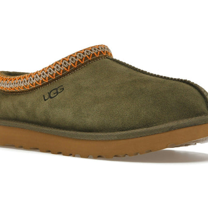 UGG Tasman Slipper Burnt Olive Gum 5955-BTOL, trois-quarts avant extérieur