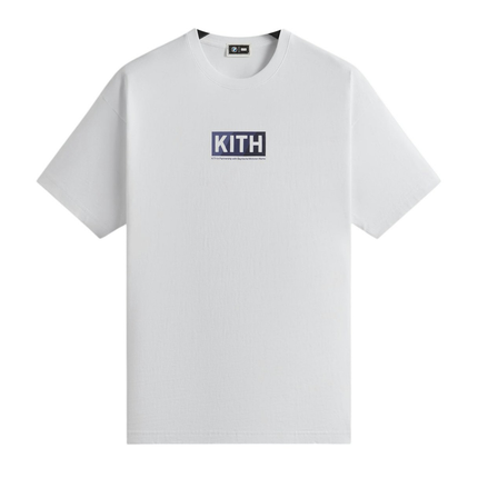 Kith x BMW Technoviolet Vintage Tee White 61d3a773-e7fa-423b-86b0-a11c5258ba3c, vue principale