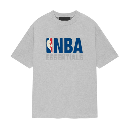 Fear Of God Essentials NBA Tee Light Heather 85975ea3-7c6d-4af5-93e9-04c4e807cc29, vue principale