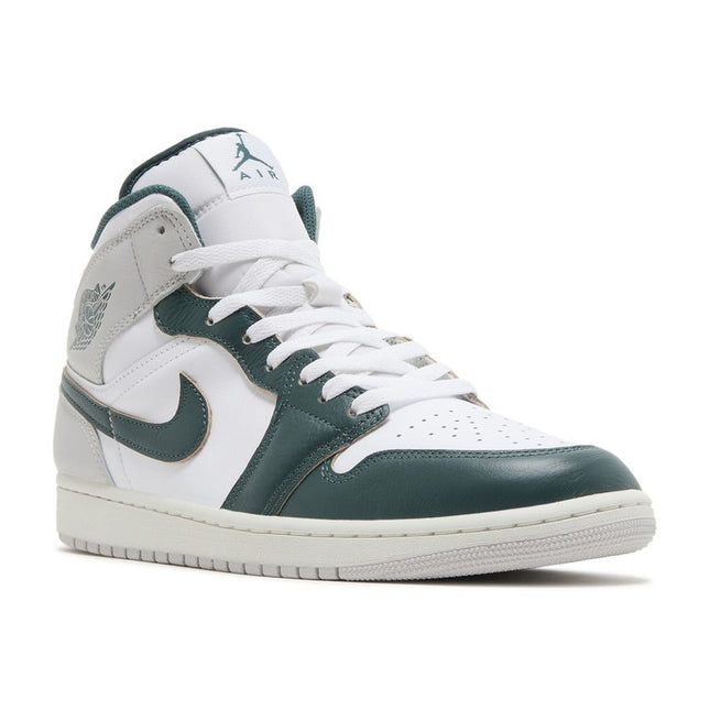 Air Jordan 1 Mid SE Oxidized Green