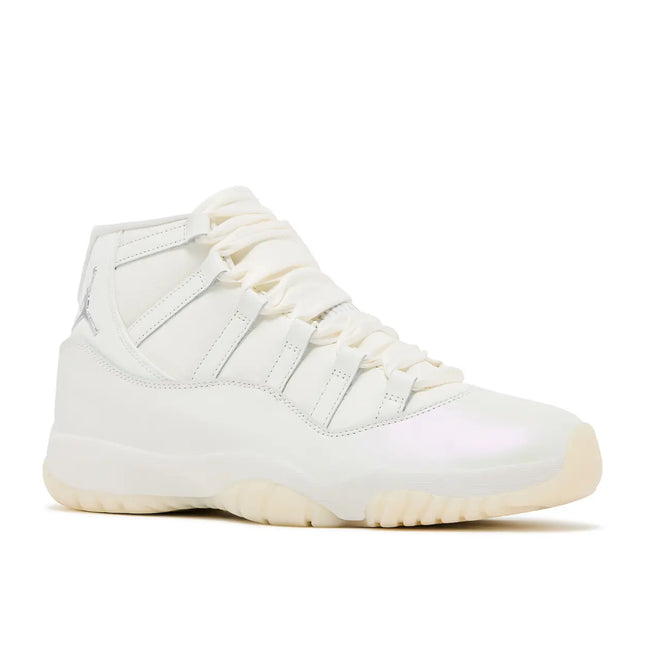 Air Jordan 11 Retro Pearl