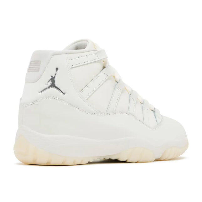 Air Jordan 11 Retro Pearl