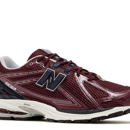 New Balance 1906R Burgundy Black