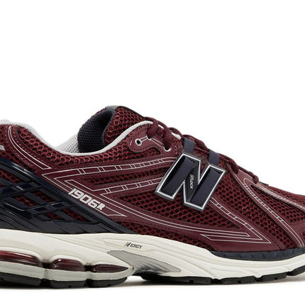 New Balance 1906R Burgundy Black