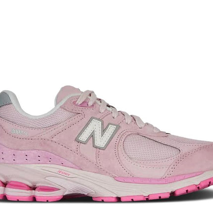 New Balance 2002R Rose