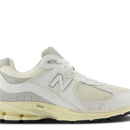 New Balance 2002R Oro Blanco