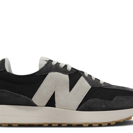 New Balance 327 Clean Vintage Black