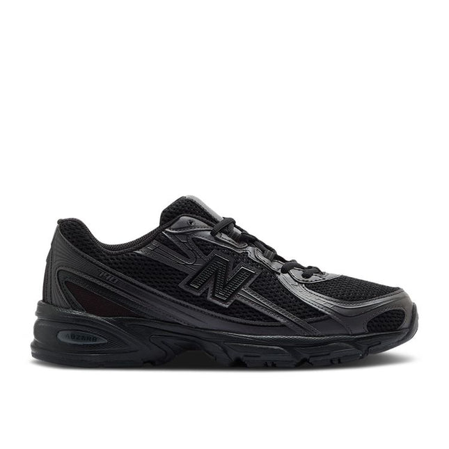 New Balance 740 Triple Black