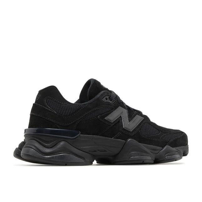 New Balance 9060 Triple Black