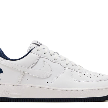 Nike Air Force 1 Low. Error SWOOSH 404