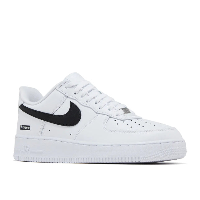 Nike Air Force 1 Low Supreme White Black