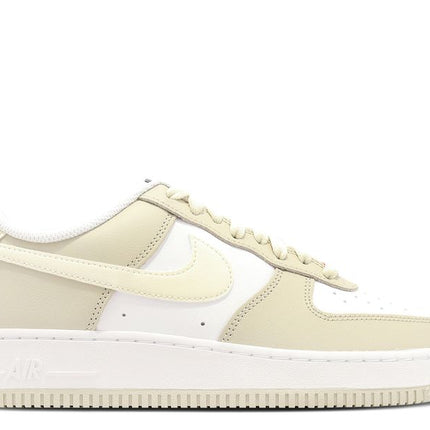 Nike Air Force 1 Low '07 Ratán de leche de coco