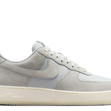 Nike Air Force 1 Low '07 LV8 Light Smoke Grey Metallic Gold Pale Ivory