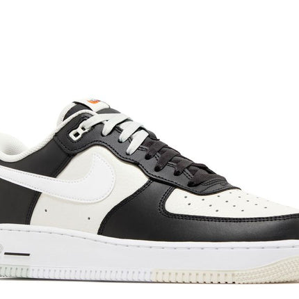 Nike Air Force 1 Low '07 LV8 Split Negro Fantasma