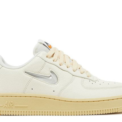 Nike Air Force 1 Low '07 LX Lavado de limón y leche de coco