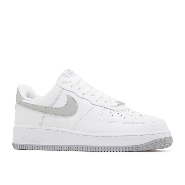 Nike Air Force 1 Low '07 White Light Smoke Gray