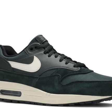 Nike Air Max 1 Verde al aire libre