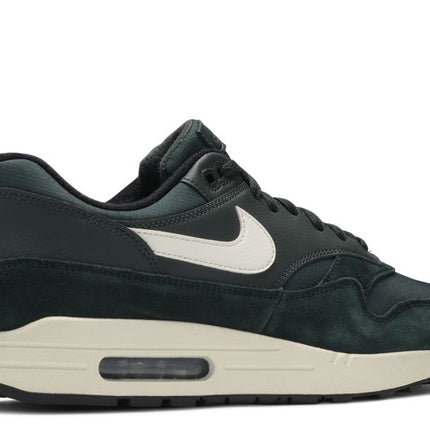 Nike Air Max 1 Verde al aire libre