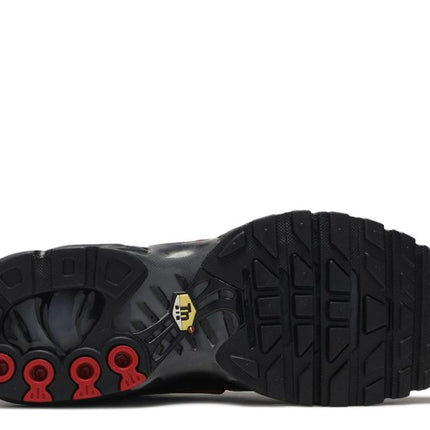 Nike Air Max Plus Black Gradient Red