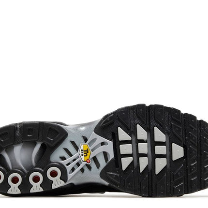 Nike Air Max Plus Multi Swoosh Negro Carmesí