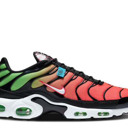 Nike Air Max Plus Worldwide Pack Crimson Green