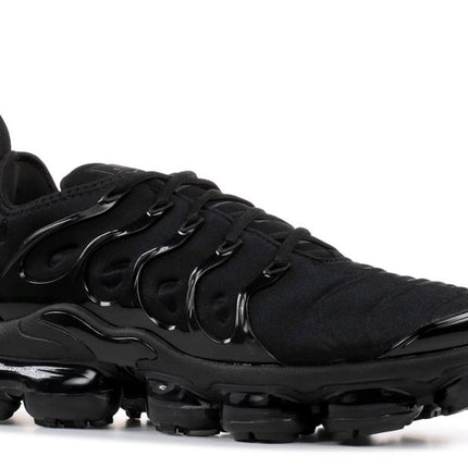 Nike Air VaporMax Plus Triple Black