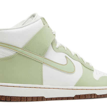 Nike Dunk High SE inspeccionada por Swoosh Honeydew