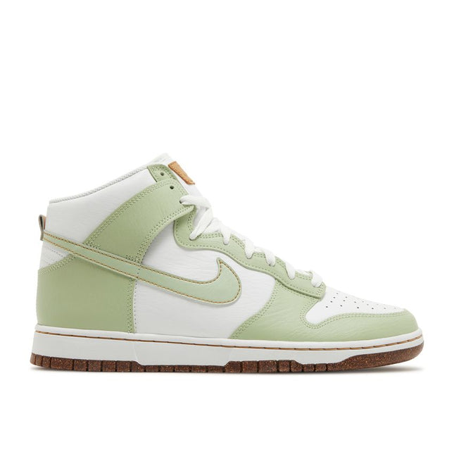 Nike Dunk High SE inspeccionada por Swoosh Honeydew