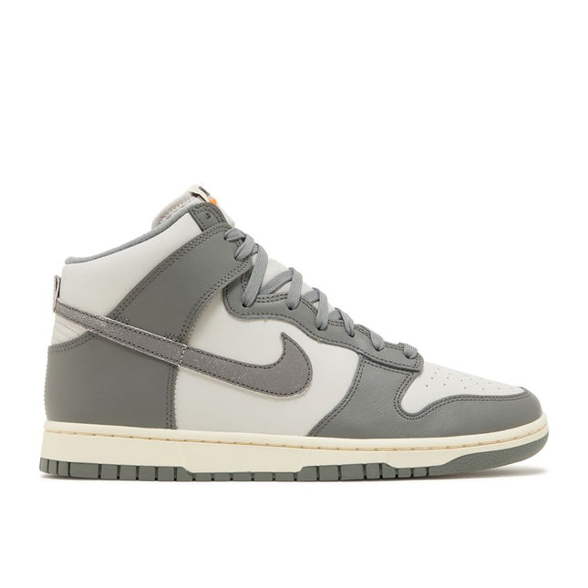 Nike Dunk High Vintage Light Bone Gray