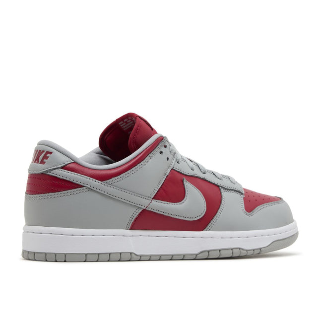 Nike Dunk Low CO.JP Ultraman inverso