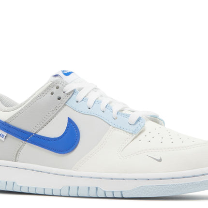 Nike Dunk Low Ivory Hyper Royal