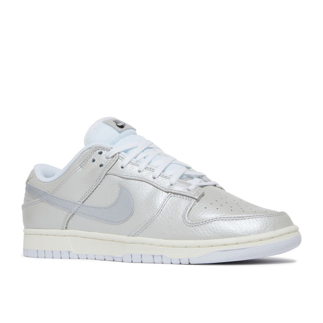 Nike Dunk Low Metallic Silver