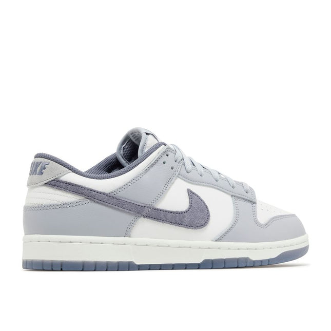 Nike Dunk Low SE Light Carbon